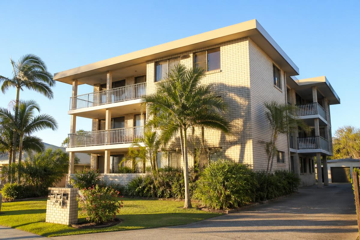 Established low-rise apartment building in the Kingscliff and Tweed area